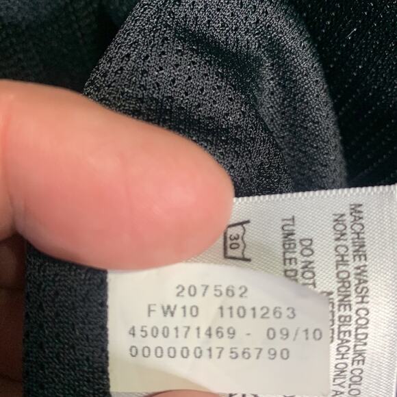 Under Armour Women’s Crave Jacket Black with White Trim Windbreaker W-195 Size L - Picture 10 of 10